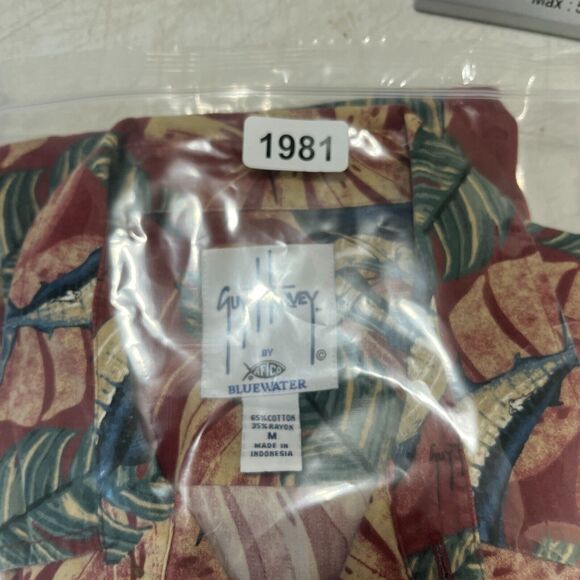 GUY HARVEY SHIRT MENS M RED HAWAIIAN MARLIN AFTCO BLUEWATER LOOSE EASY-CARE CAMP - Picture 9 of 10